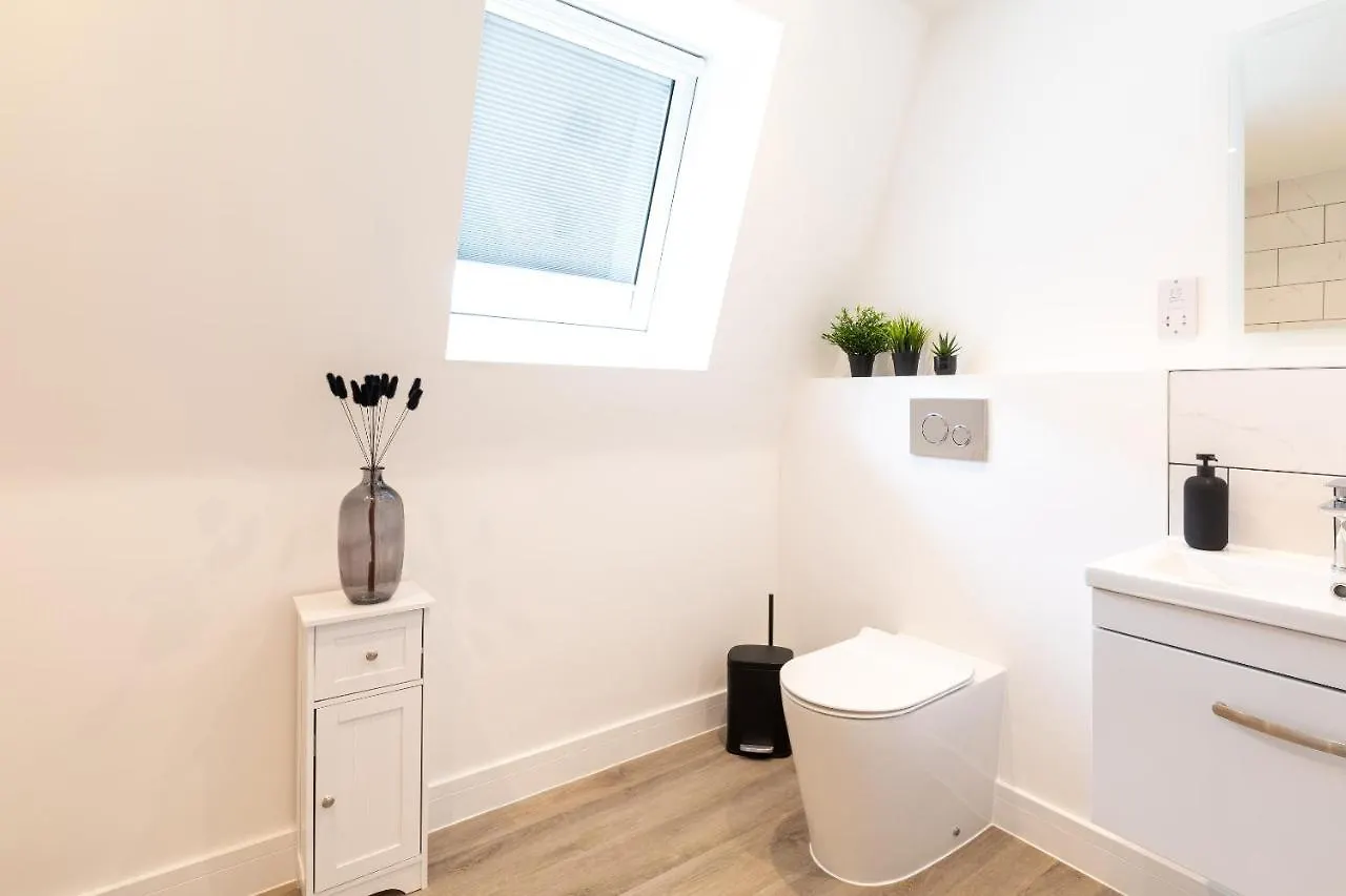 Dawson House- Gorgeous Two Bedroom With Free Parking Southampton