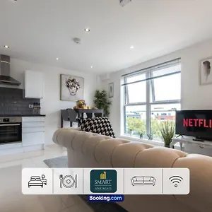 Relaxing Atlantic Mansions By Smart Short Lets & Serviced With Free Wifi Apartment