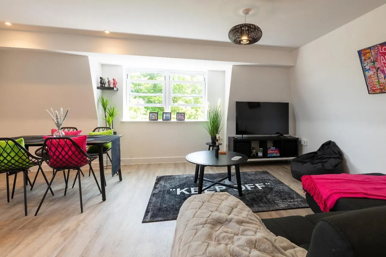 Dawson House- Gorgeous Two Bedroom With Free Parking Southampton
